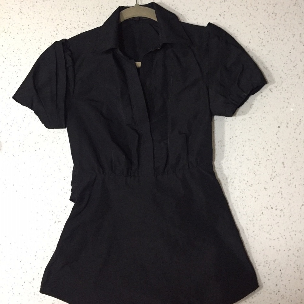 BCBG MaxAzria Black Structured Tie Back Shiny Top